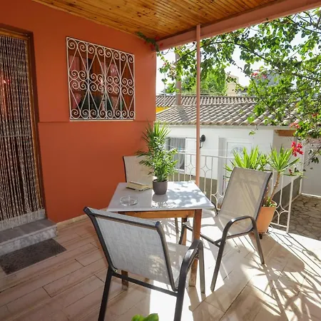 Family House At Corfu Town 아파트 *